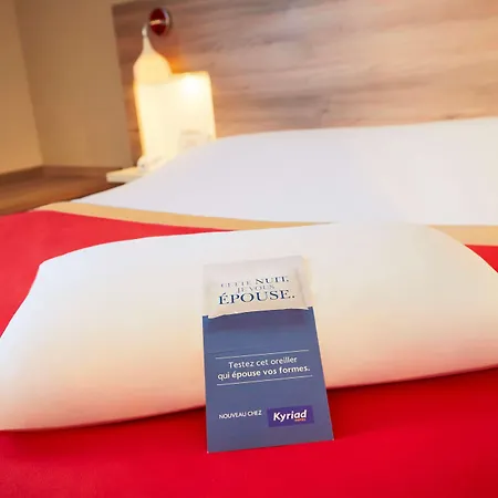 Ibis Lyon Est Hotel 3*