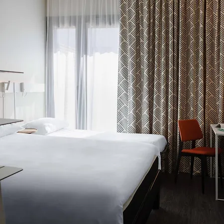 Ibis Lyon Est 메이쥬