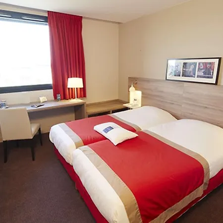 Ibis Lyon Est 3* Мезье
