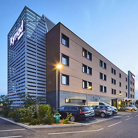 Отель Ibis Lyon Est 3*