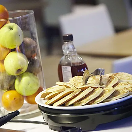 Kyriad Lyon Est - Zi - Aéroport Hotel