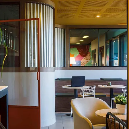 Hotel Ibis Lyon Est 3*