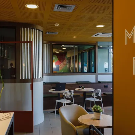 Hotel Ibis Lyon Est Meyzieu