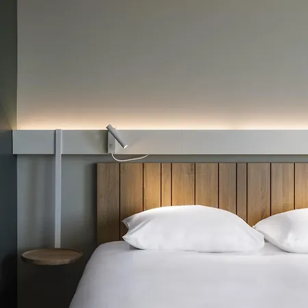 Ibis Lyon Est 3* Мезье
