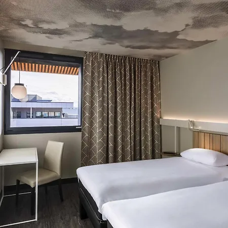 Kyriad Lyon Est - Zi - Aéroport Meyzieu