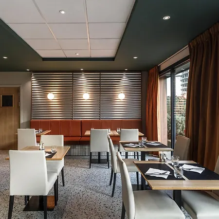 Отель Ibis Lyon Est