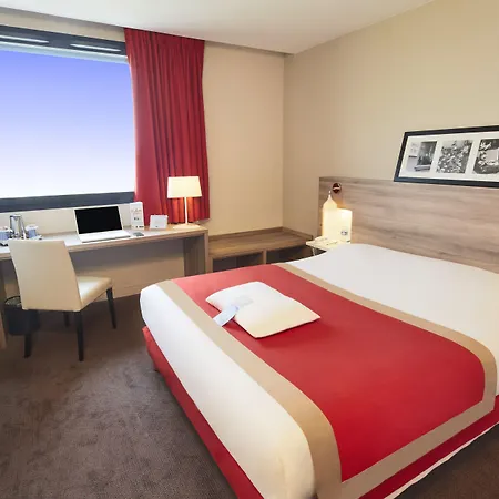 Kyriad Lyon Est - Zi - Aéroport Hotel