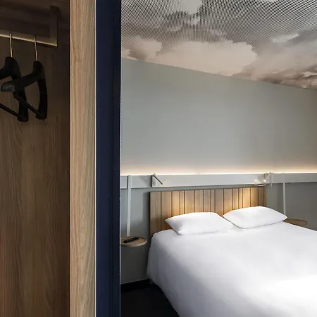 Ibis Lyon Est Отель
