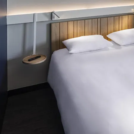 Ibis Lyon Est 3* Мезье