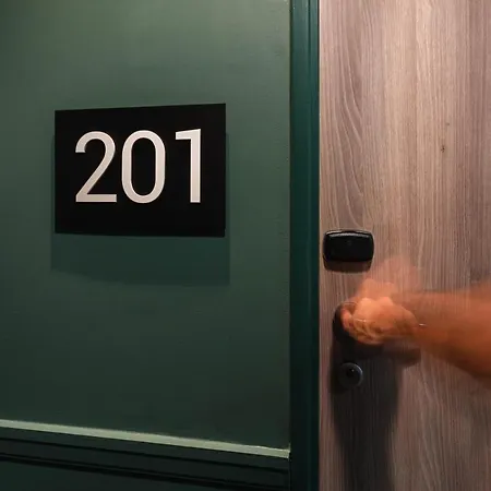 Ibis Lyon Est Отель