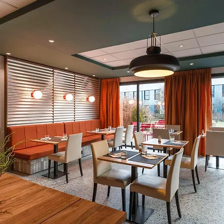 Ibis Lyon Est 3* Мезье